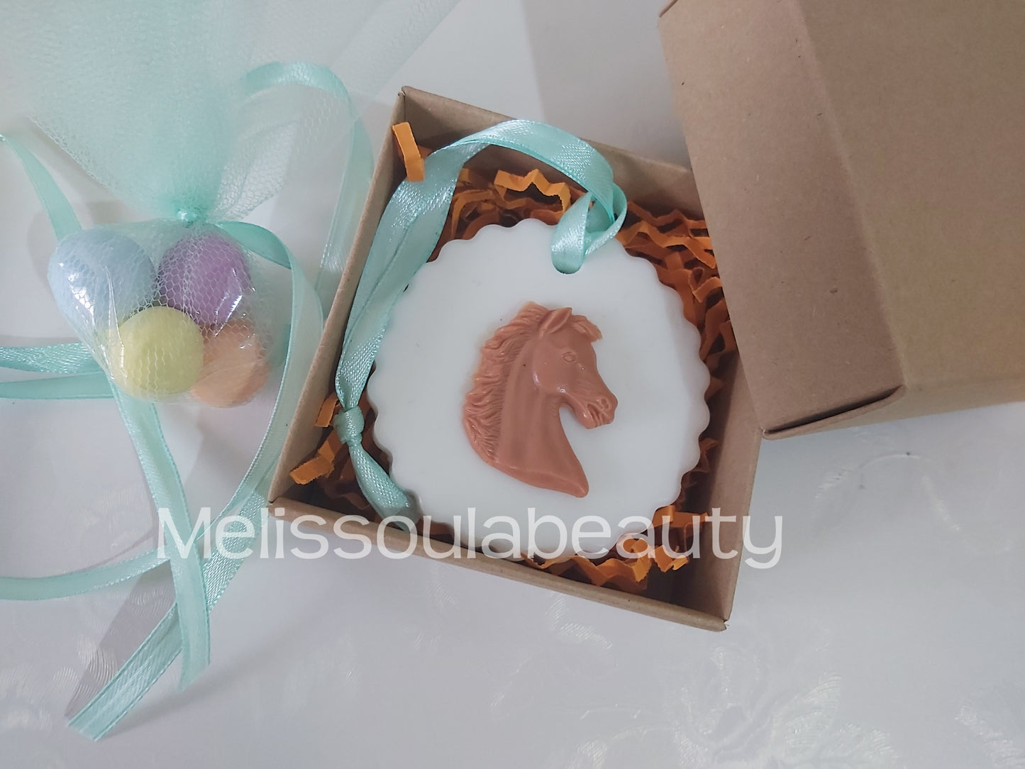 Μπομπονιέρα αρωματικό σαπουνάκι άλογο