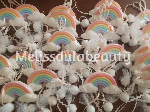 Μπομπονιέρα ουράνιο τόξο αρωματικό σαπουνάκι κρεμαστή