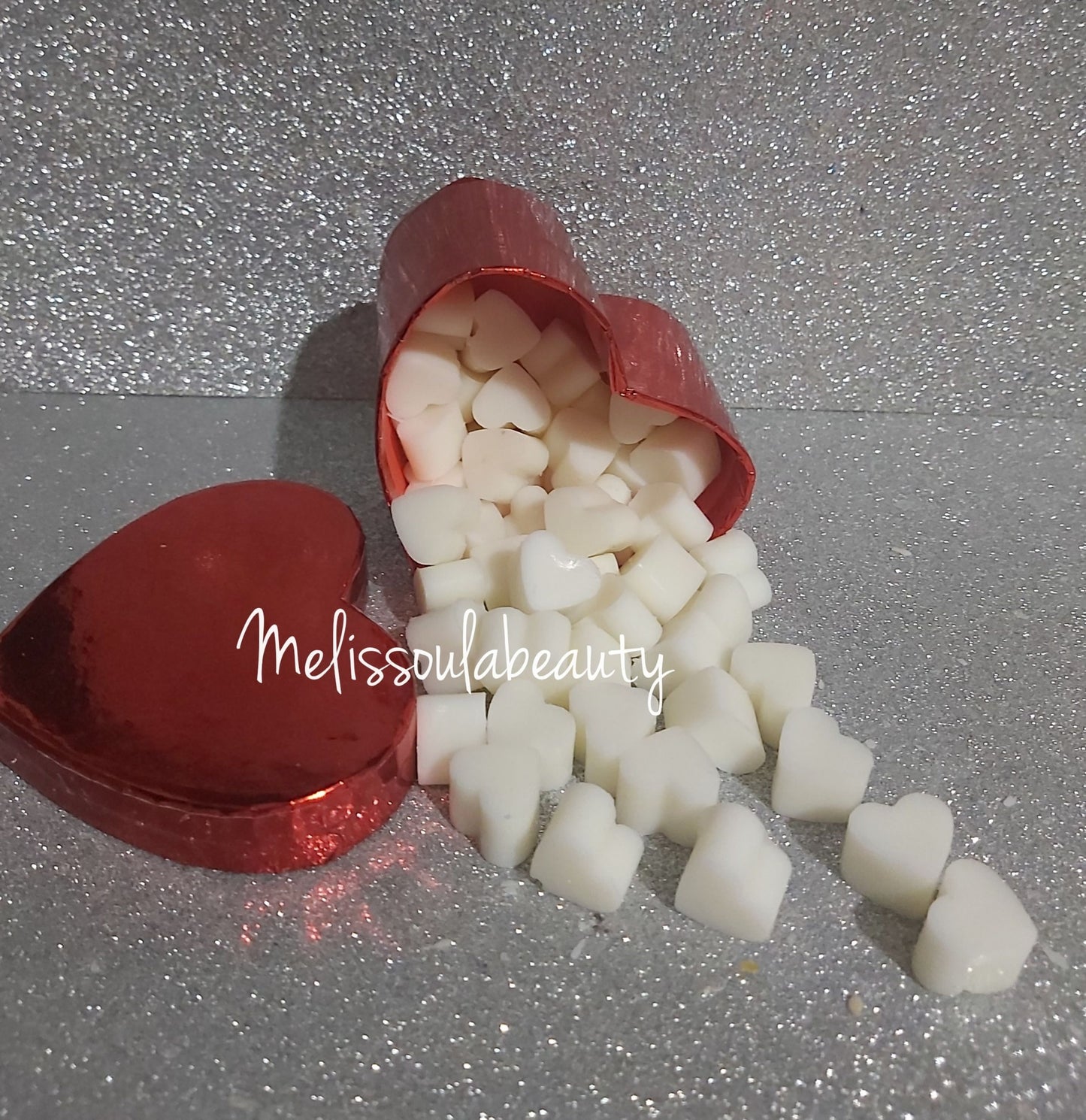 Κουτί καρδιά με mini wax melts καρδιές