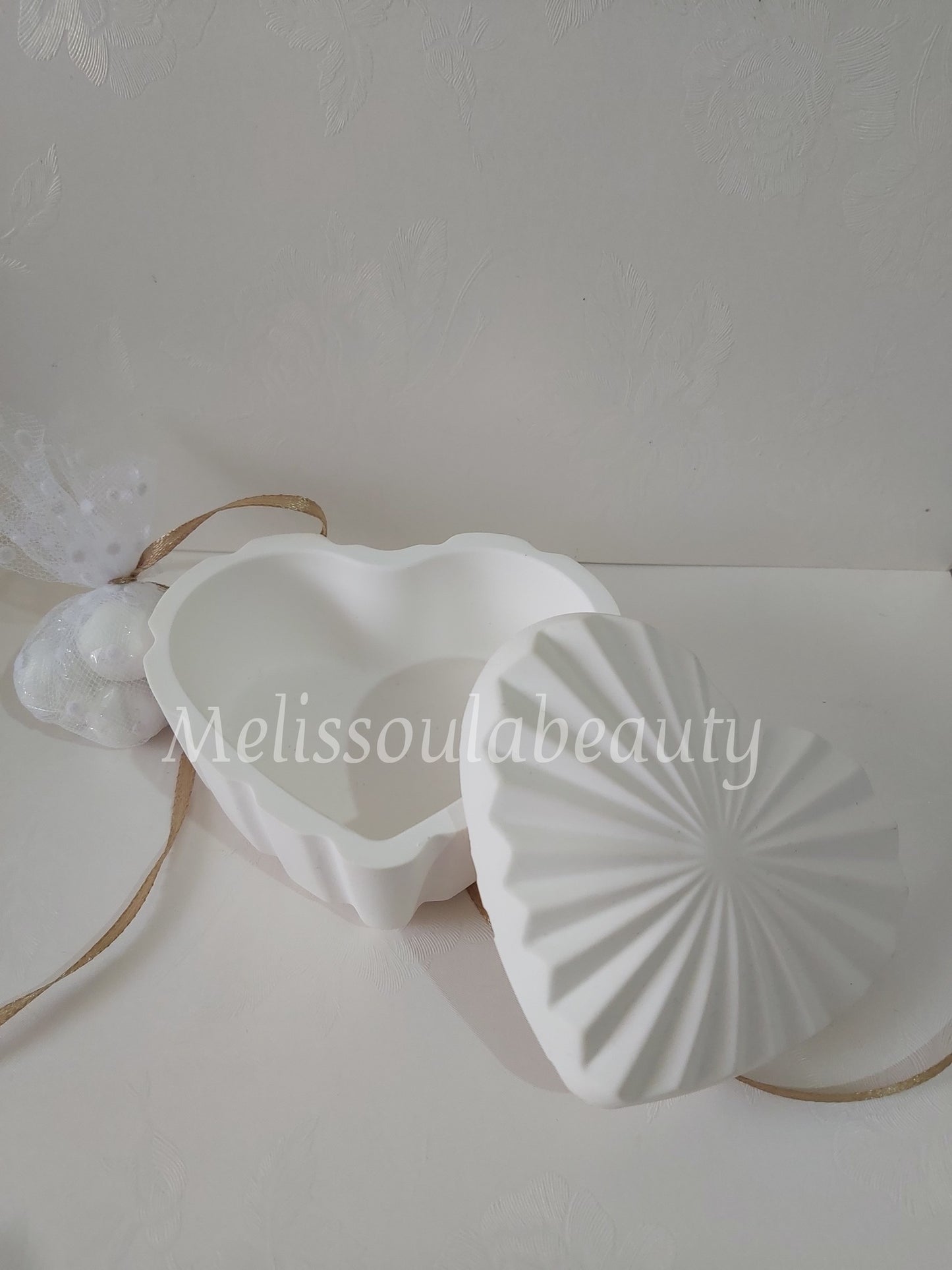 Μπομπονιέρα πορσελάνινη καρδιά βαζάκι