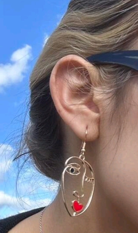 Σκουλαρίκια πρόσωπο