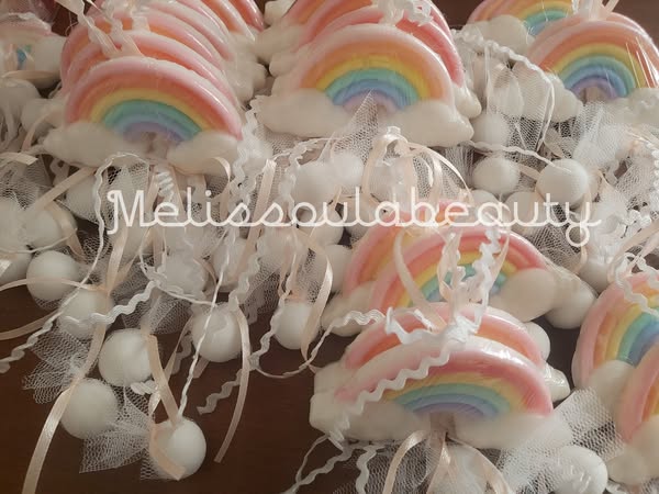 Μπομπονιέρα ουράνιο τόξο αρωματικό σαπουνάκι κρεμαστή